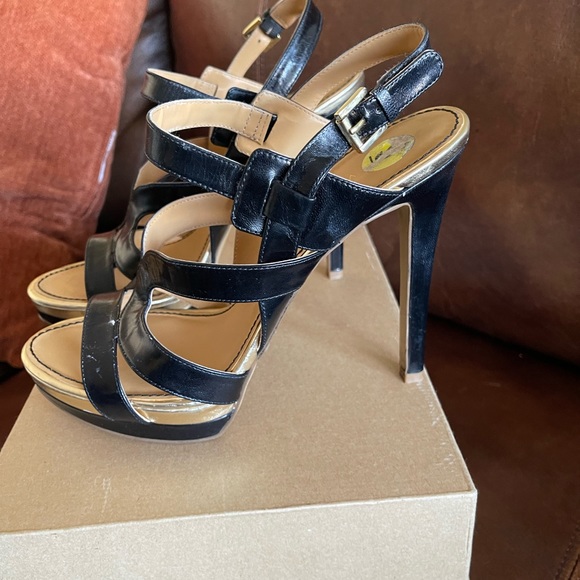 Black and gold sexy sling back stilettos size 9 - Picture 1 of 7